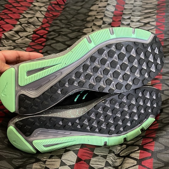 Womens Nike Run Swift 9.5 - Picture 5 of 5